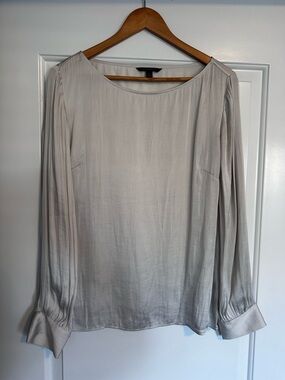 Banana Republic Soft Gray Long-Sleeve Blouse